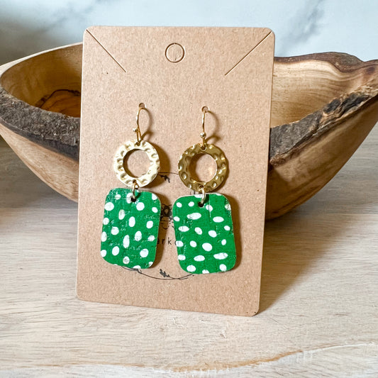 Kelly Green Doodle Dot Hammered Hoop Earrings