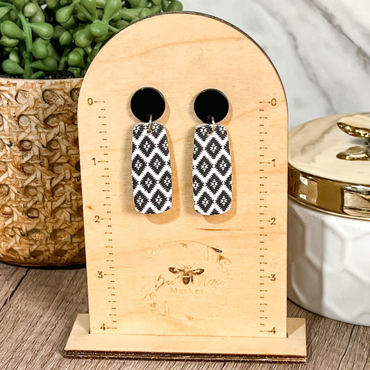 Black & White Betty Drops