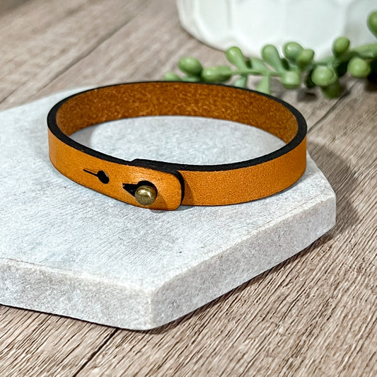 She Believed She Could Leather Bracelet