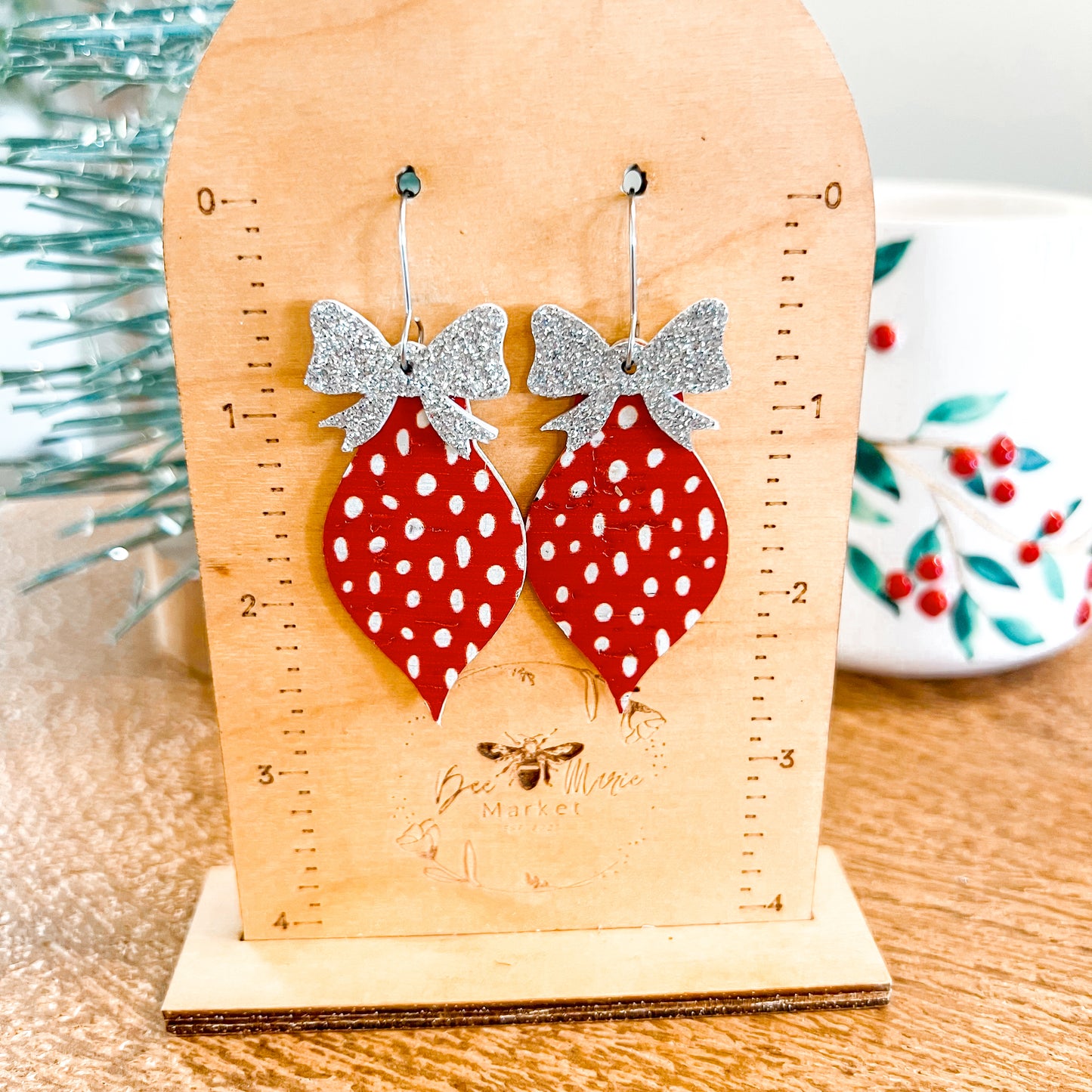 Merry Dot Ornament Bow Drops