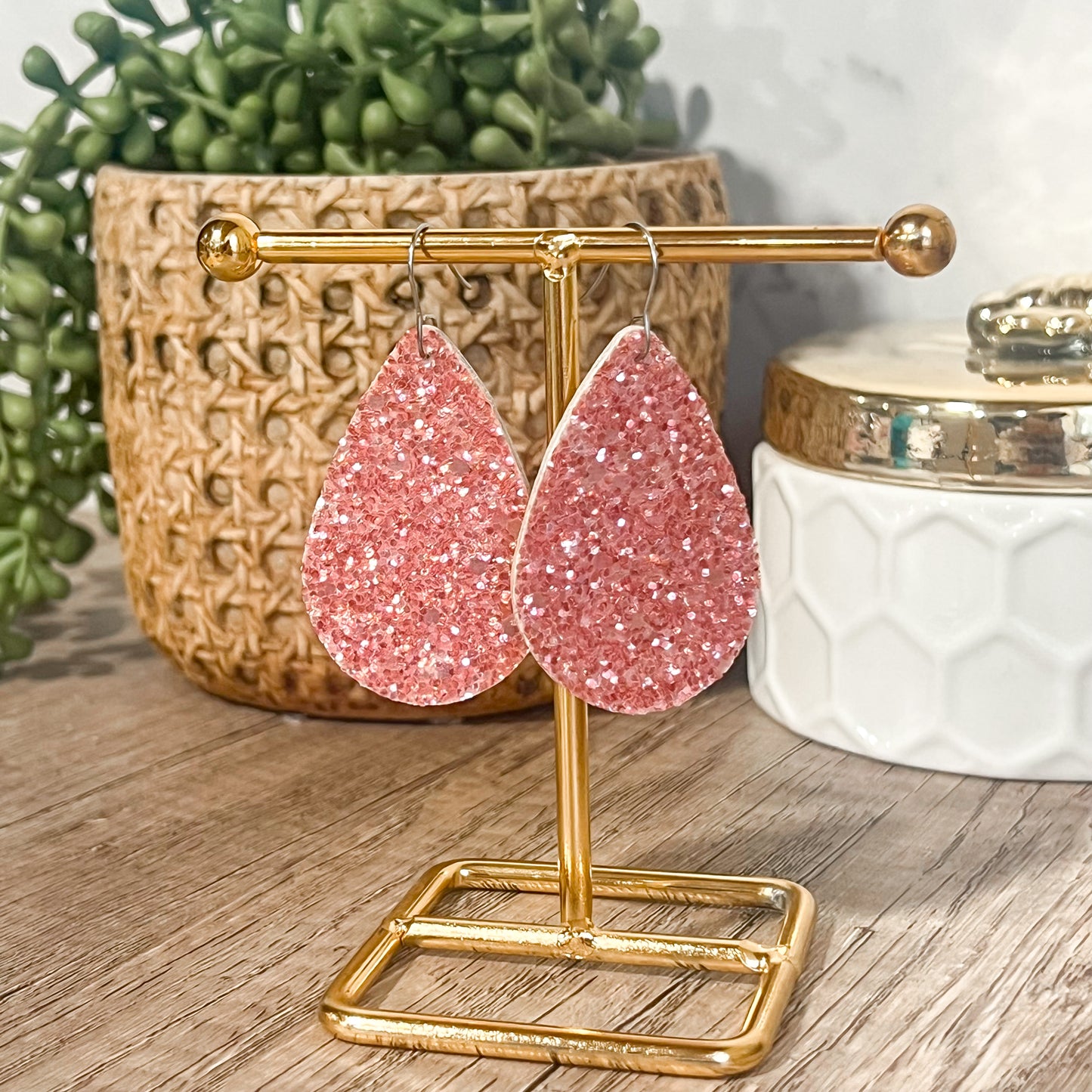 Ashley Glitter Teardrops