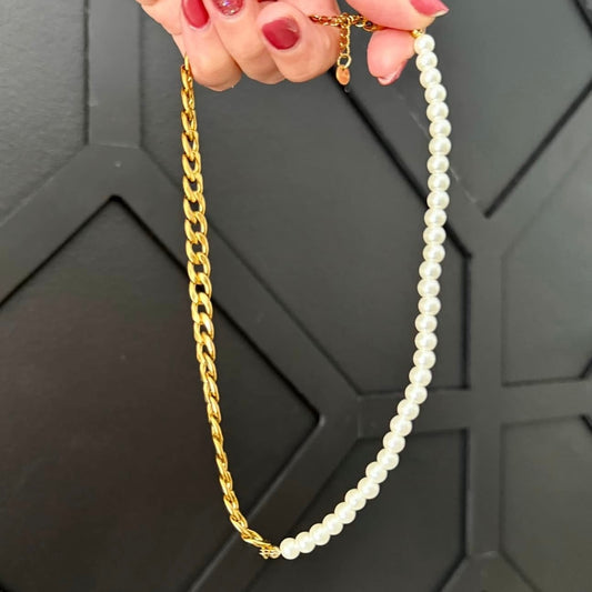 Gold Pearl Chainlink Necklace