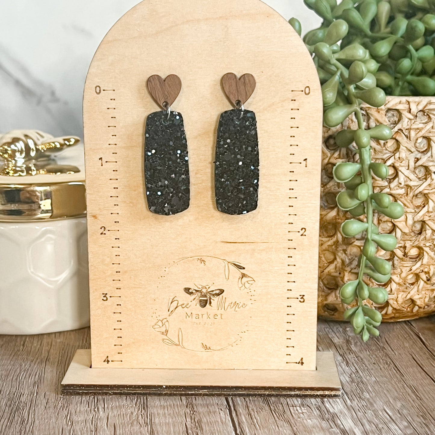 Amanda Black Bar Heart Earrings