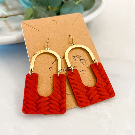 Luxe Holly Berry Arches