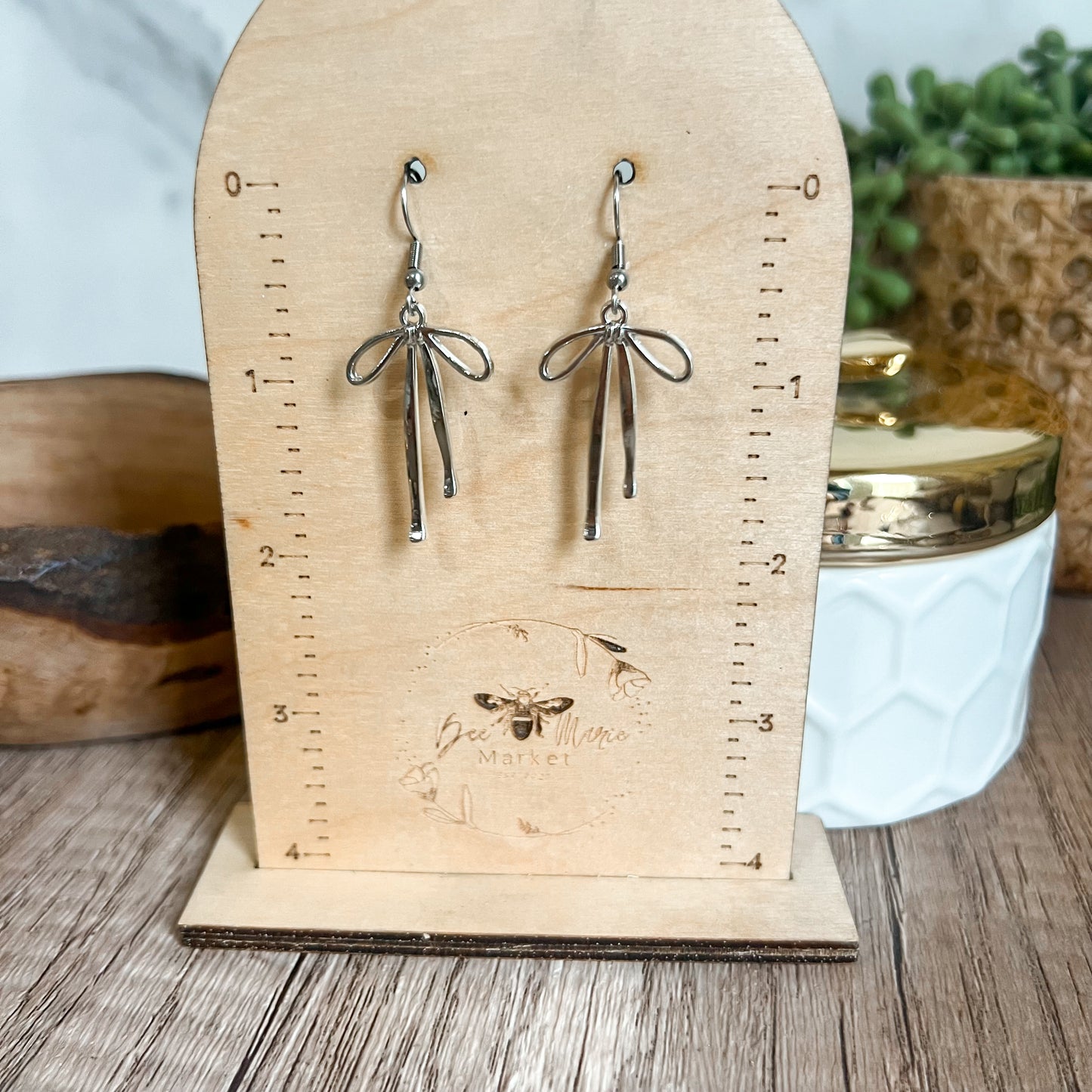 Dana Silver Bow Earrings