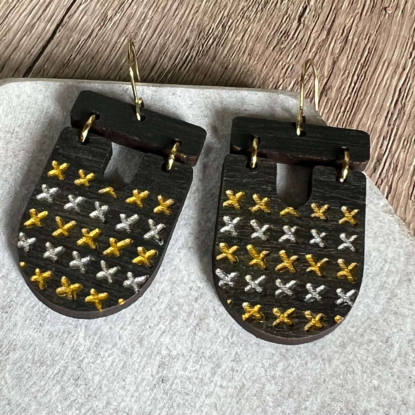 Hand-Painted Wood Earrings – Cross Stitch Pattern