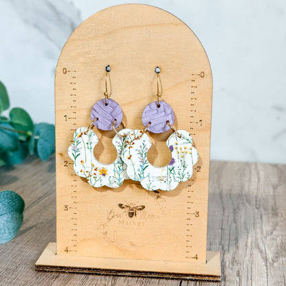 Wildflower Scallop Dangle Hoops
