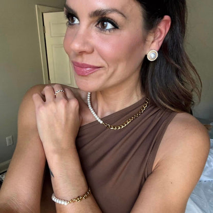 Gold Pearl Chainlink Necklace