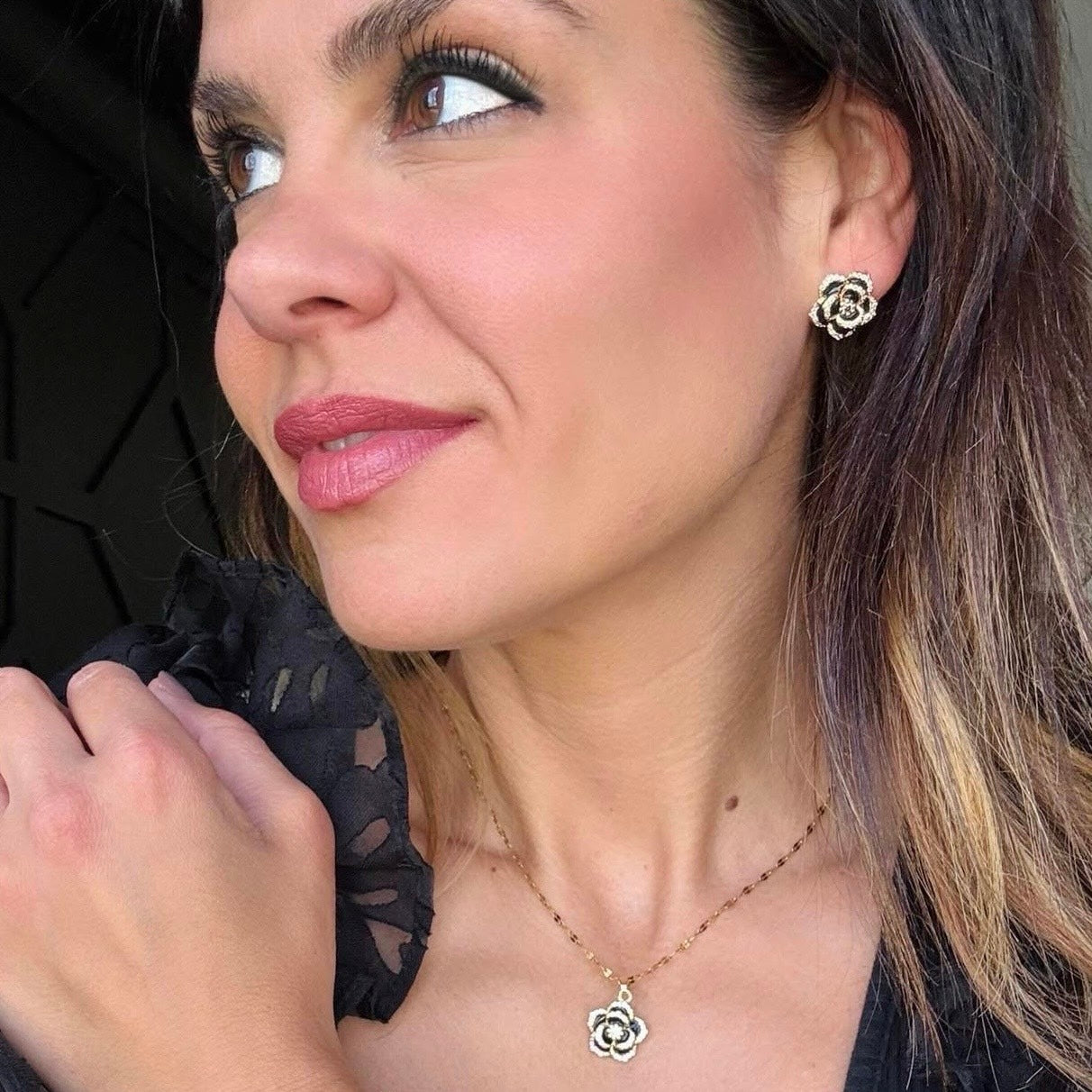 Brianna Black Flower Necklace