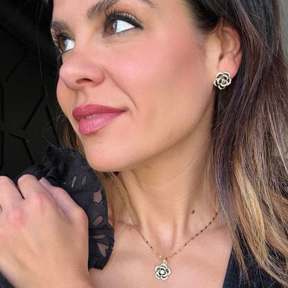 Brianna Black Flower Necklace