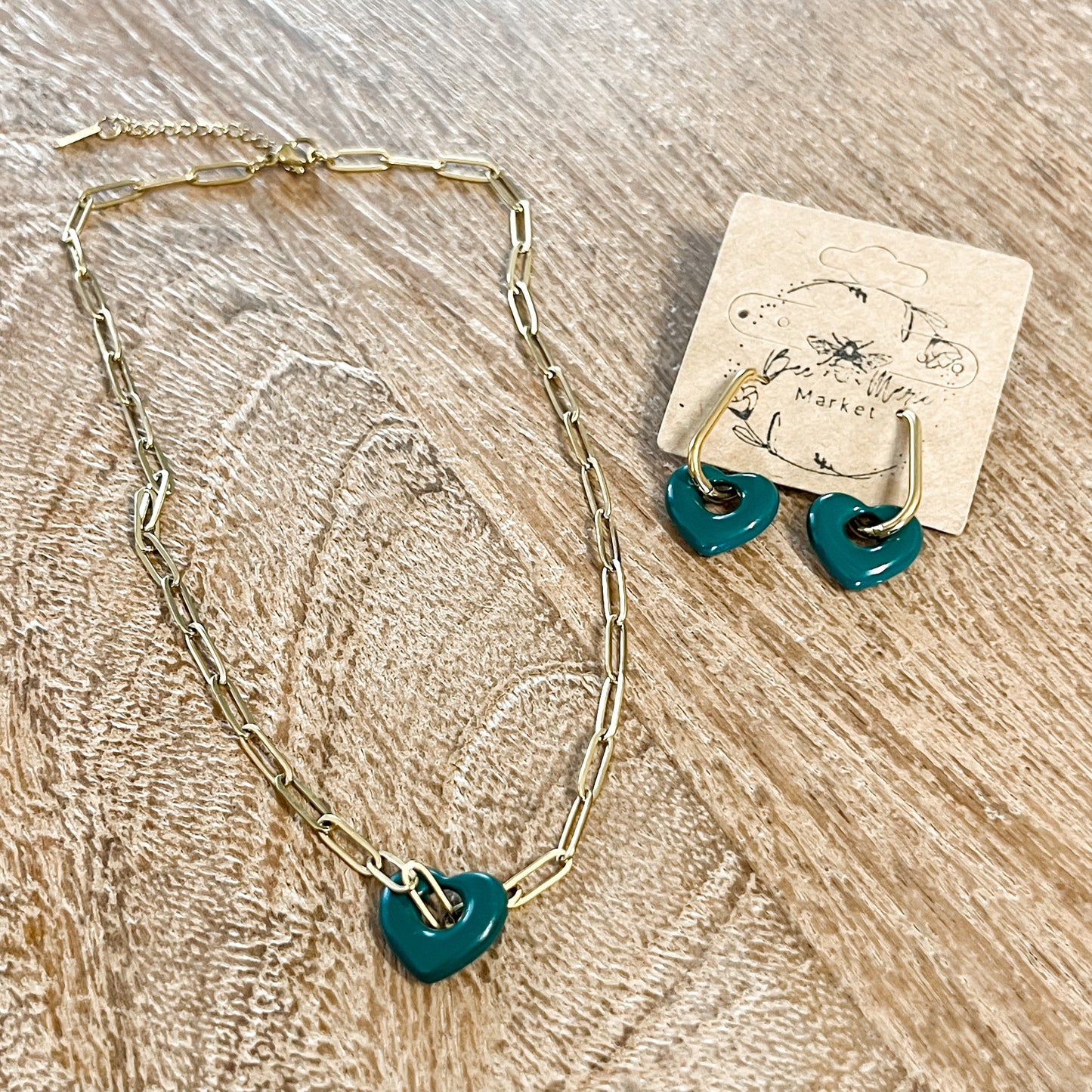 Deep Green Sweetheart Charm Paperclip Necklace