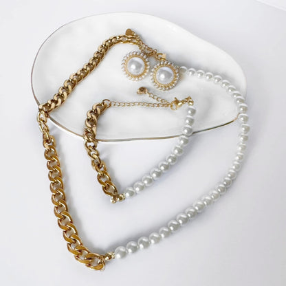 Gold Pearl Chainlink Necklace
