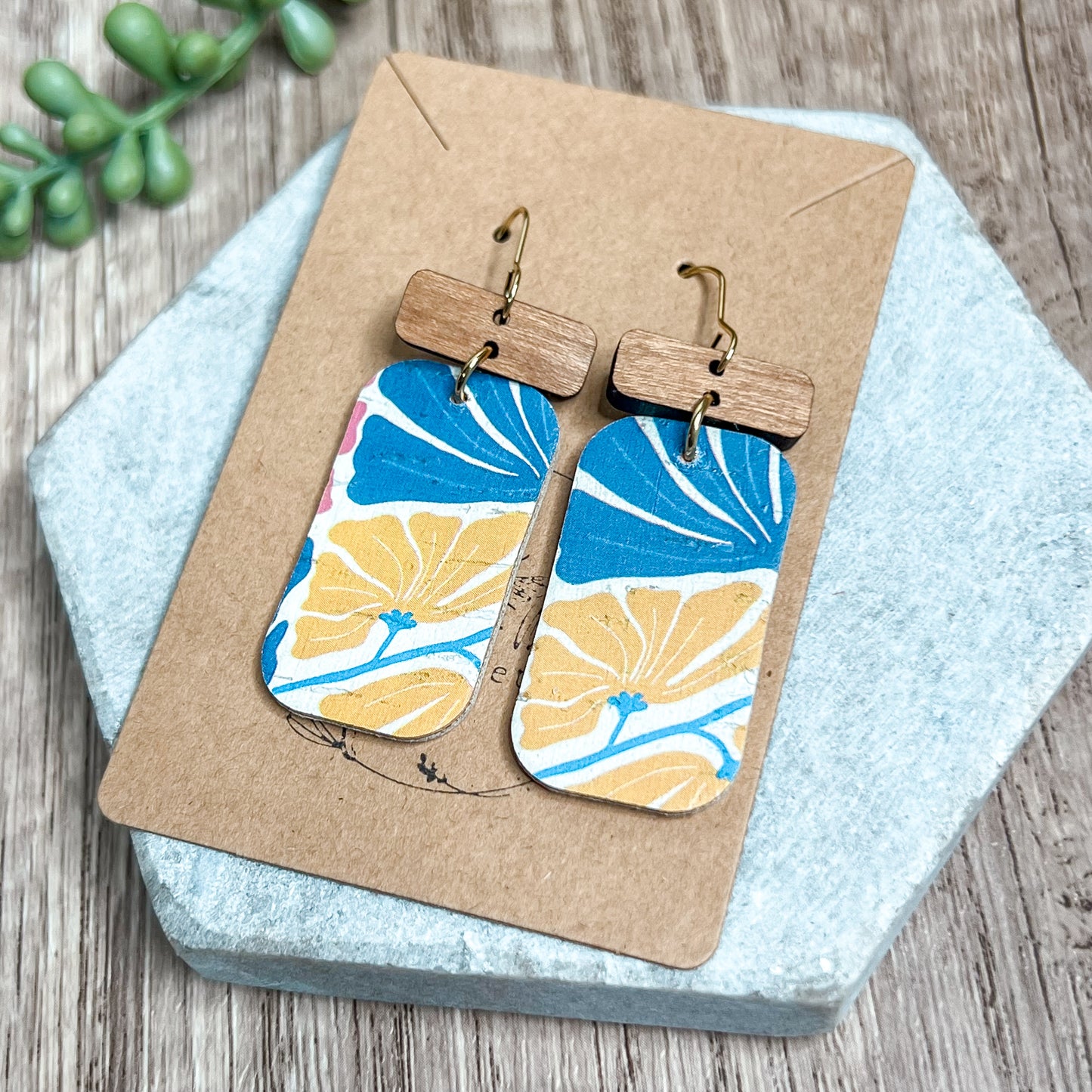 Botanical Breeze Dangle