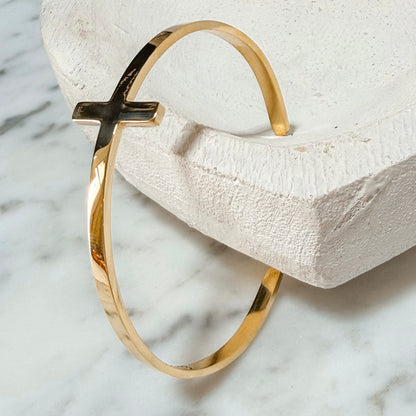 Philippians 4:13 Cross Cuff Bracelet - Waterproof