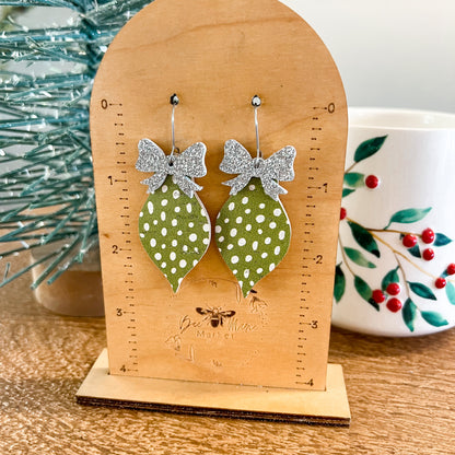 Lime Doodle Dot Ornament Drops