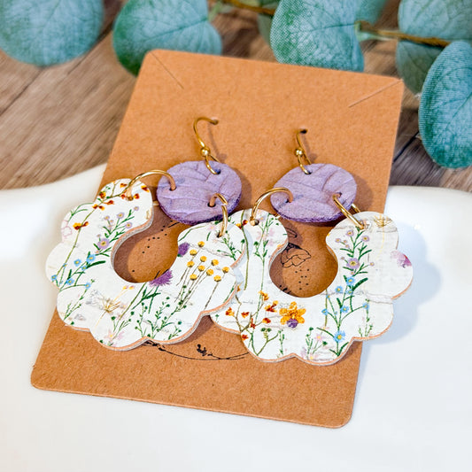 Wildflower Scallop Dangle Hoops