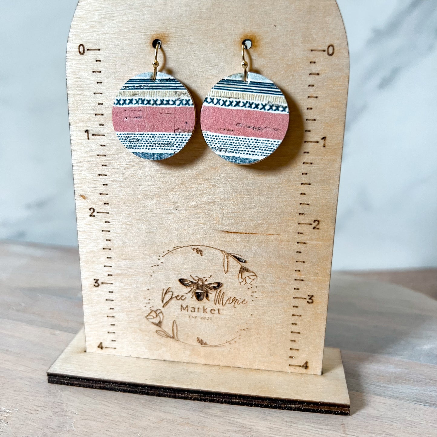 Ginny Stripe Round Earrings