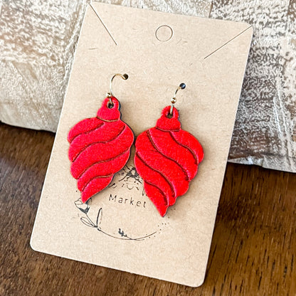 Red Swirl Embossed Ornament Earrings