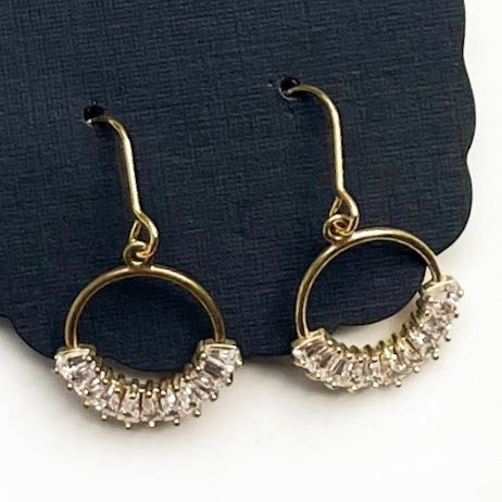 Victoria Vintage Style Hoops