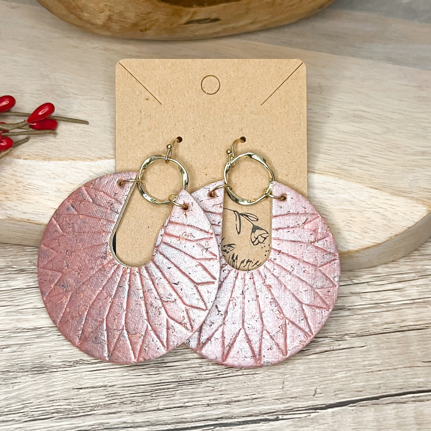 Pink Pearlized Embossed Roxy Earring